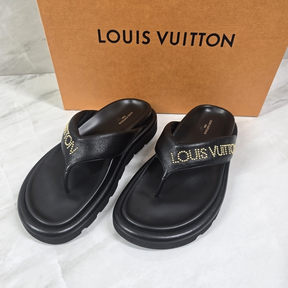 Louis Vuitton Sandals - Picture 2 of 9
